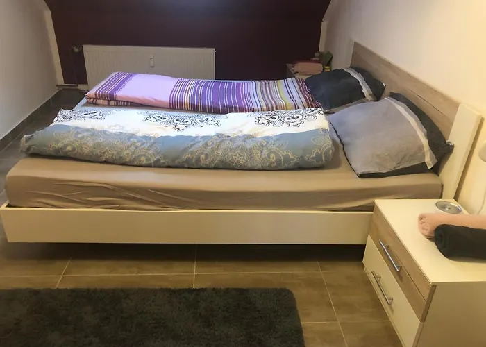 Misha,s Place Apartment *